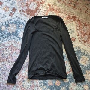 Black Ribbed Long Sleeve Top